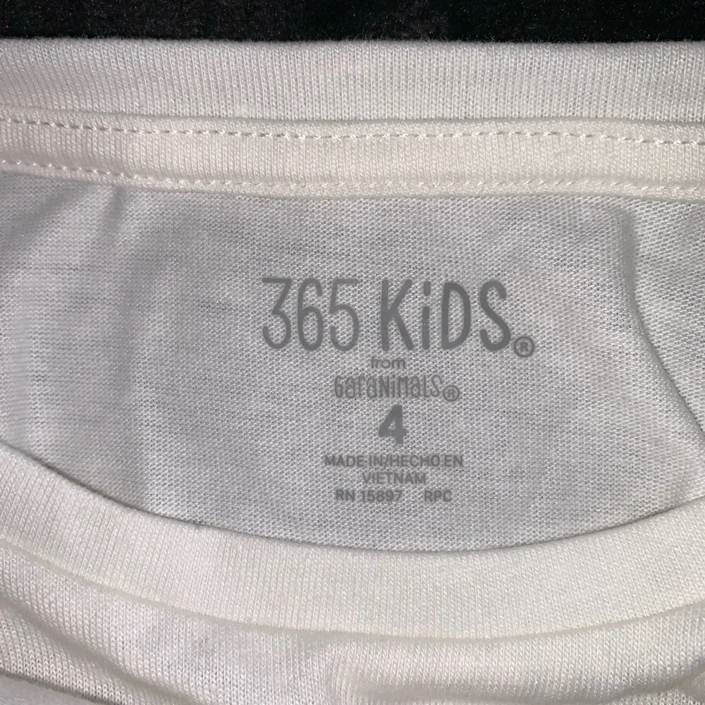 NEW! w/tags 360 kids Girls Happy Shirt size 4